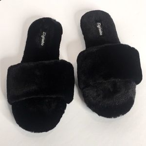 Zigi Soho Faux Fur Slides *Brand New*